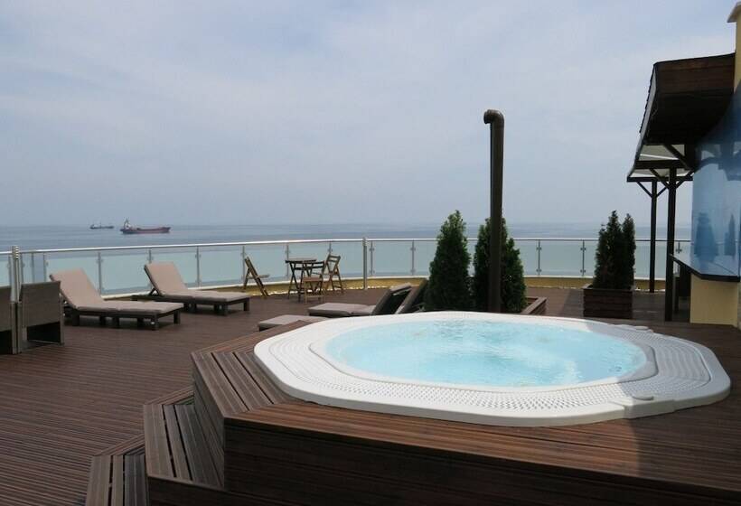 בית מלון כפרי Albizia