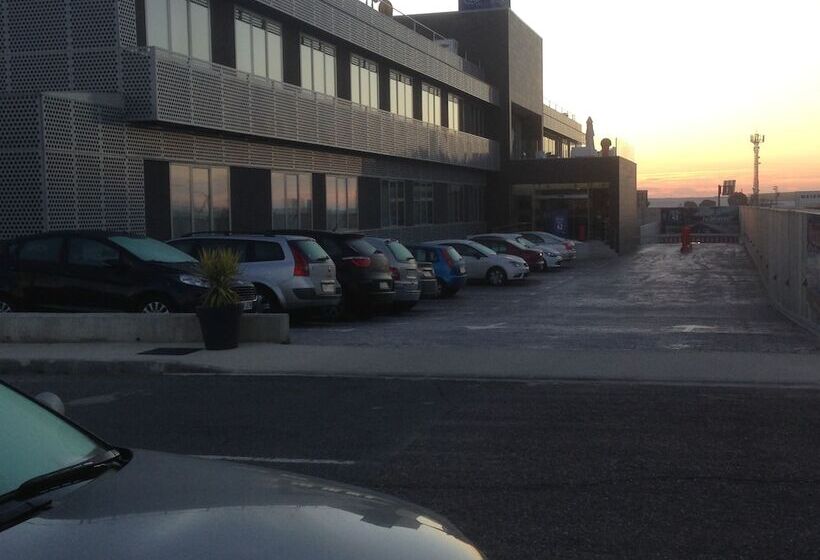 Отель Alda Route 42