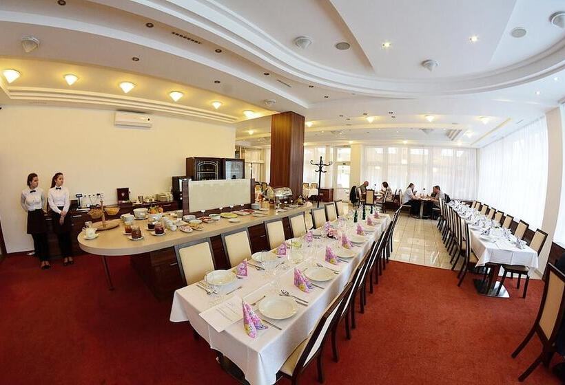 ホテル Alexandra šport