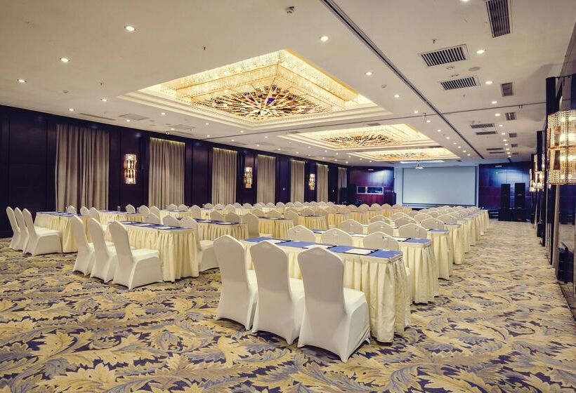 هتل Best Western Premier Tuushin