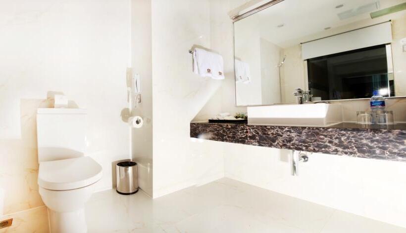 هتل Best Western Premier Tuushin