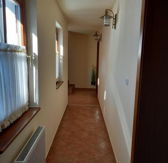 ホテル Blum Pince   Borozó Vendégház