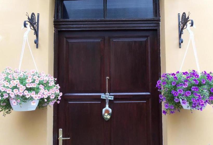 בית מלון כפרי Caesar Panzió