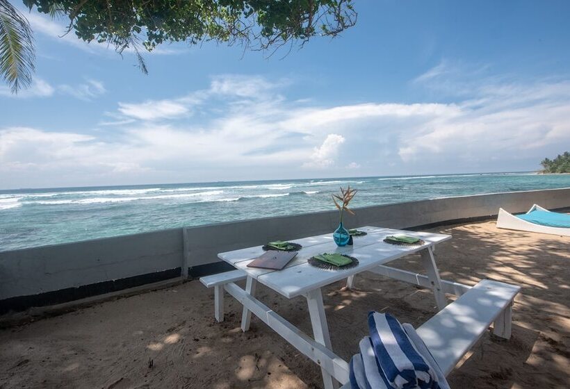 Отель Cantaloupe Aqua