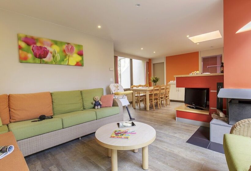 فندق Center Parcs Les Hauts De Bruyeres