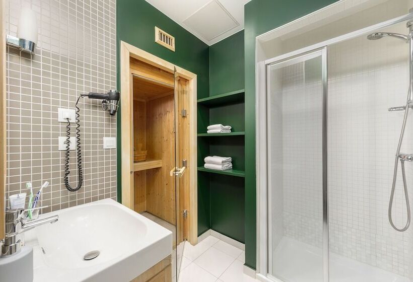 فندق Center Parcs Les Hauts De Bruyeres