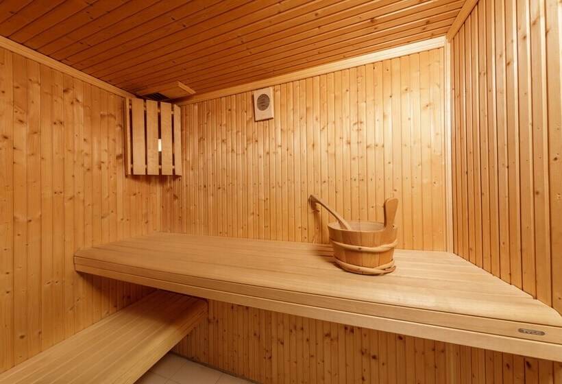 فندق Center Parcs Les Hauts De Bruyeres