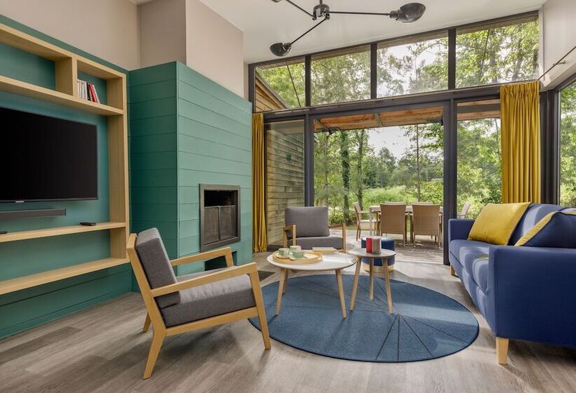 فندق Center Parcs Les Hauts De Bruyeres