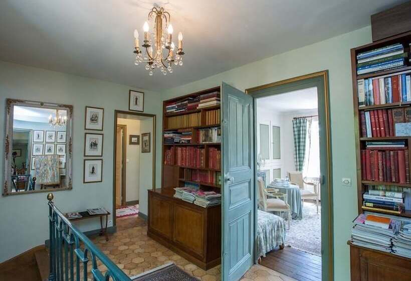 בית מלון כפרי Château De La Rue