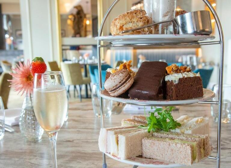 Отель Clifton Arms