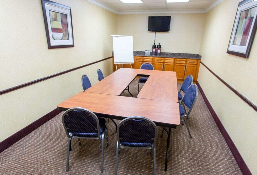 בית מלון כפרי Comfort Inn New Orleans Airport South