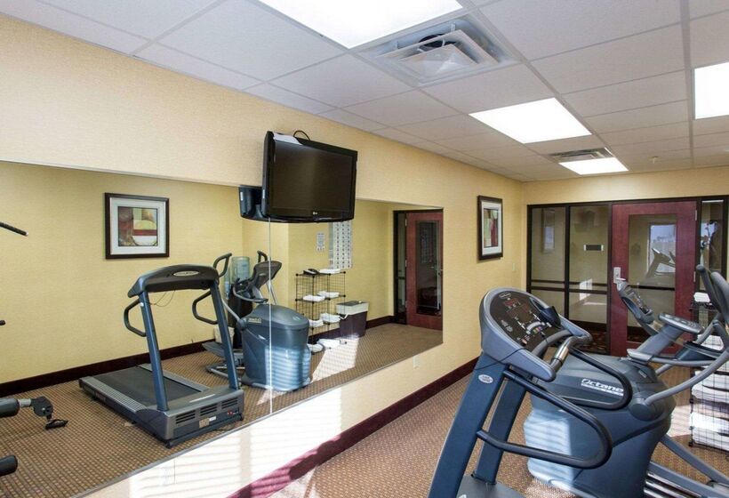 فندق Comfort Inn New Orleans Airport South