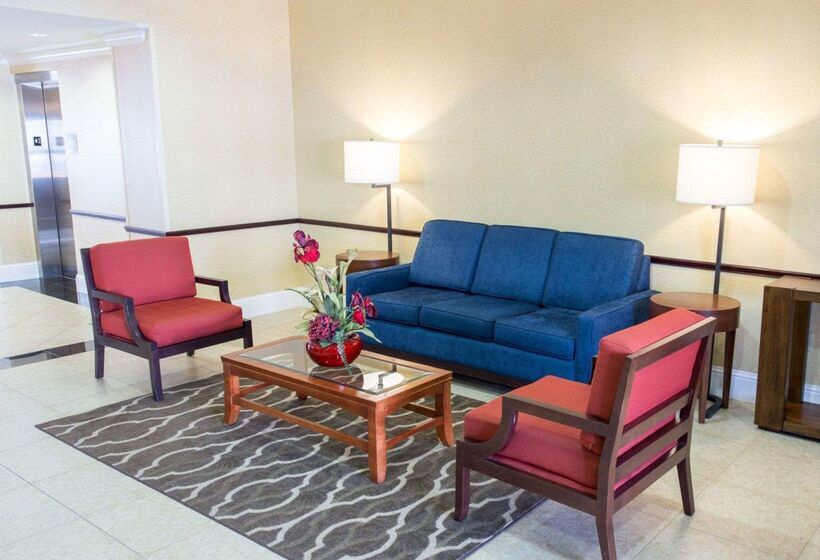בית מלון כפרי Comfort Inn New Orleans Airport South