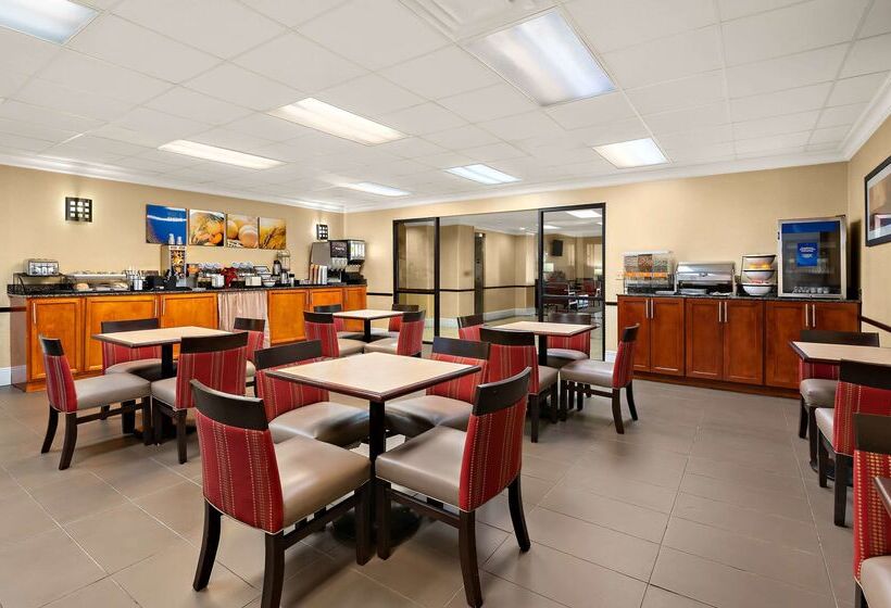 فندق Comfort Inn New Orleans Airport South