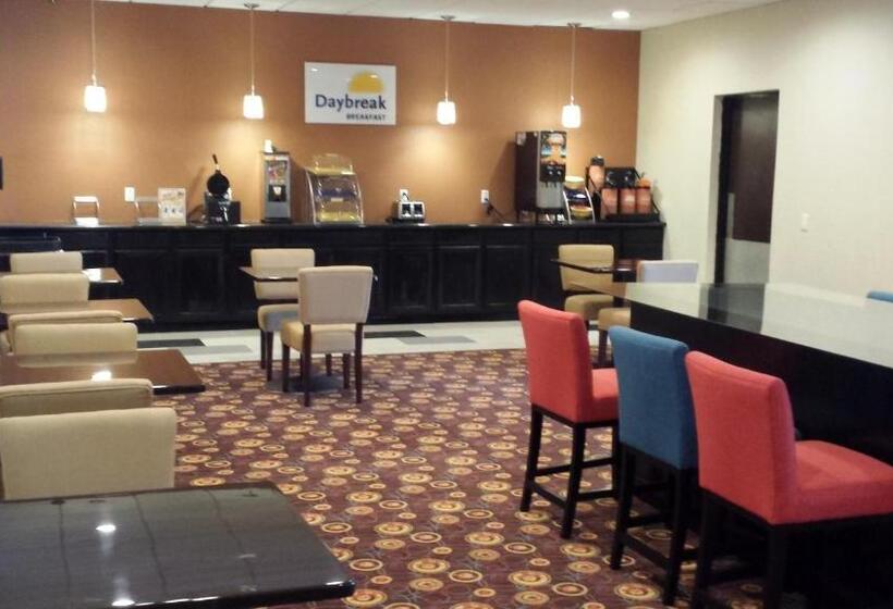 فندق Days Inn By Wyndham Henryetta