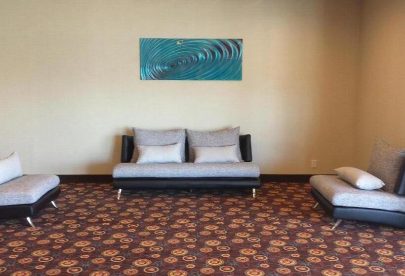 فندق Days Inn By Wyndham Henryetta