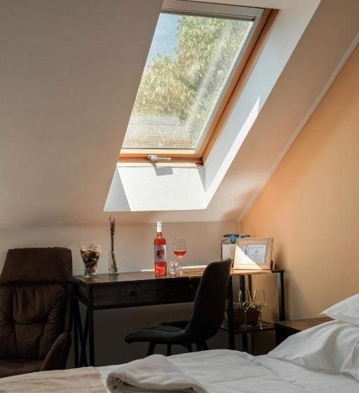 فندق Diófa Panzió