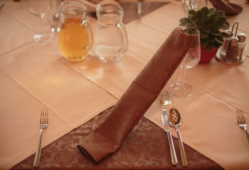 هتل Domačija Vodnik & Apartments