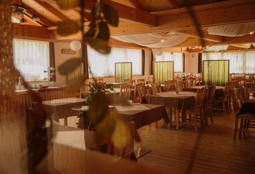 هتل Domačija Vodnik & Apartments