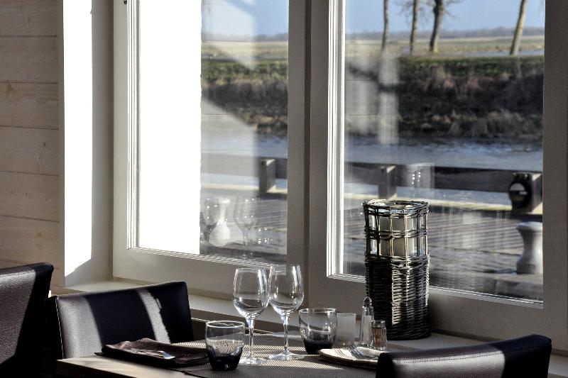 فندق Du Port Et Des Bains