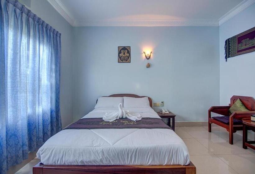 酒店 Dv Angkor Villa