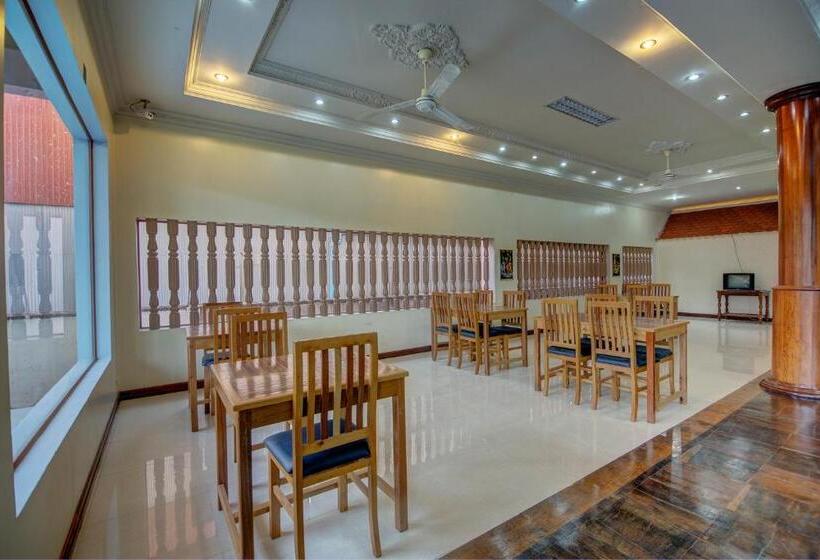 酒店 Dv Angkor Villa