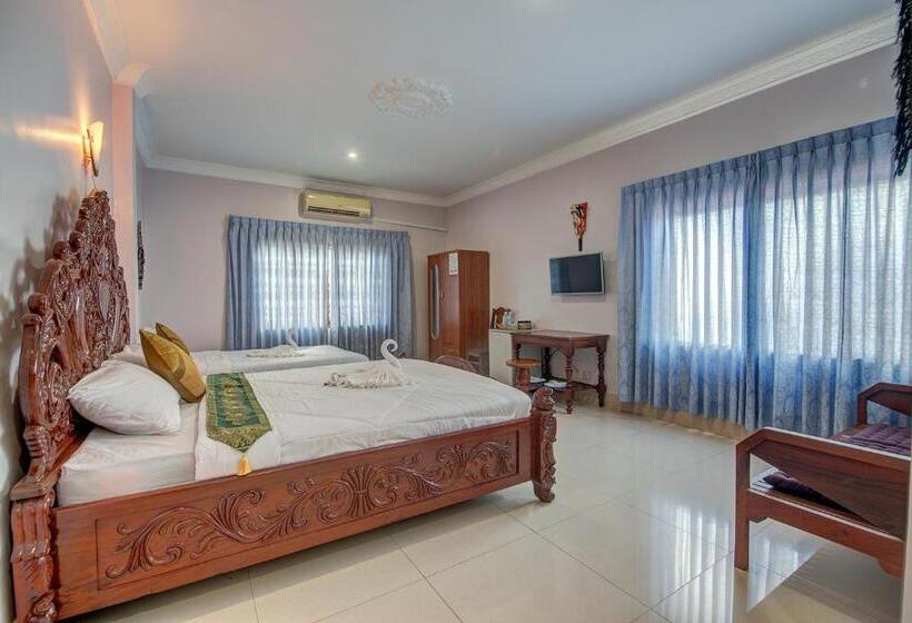 酒店 Dv Angkor Villa