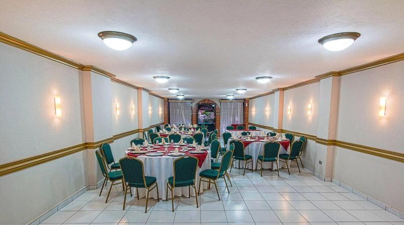 هتل Florencia Plaza