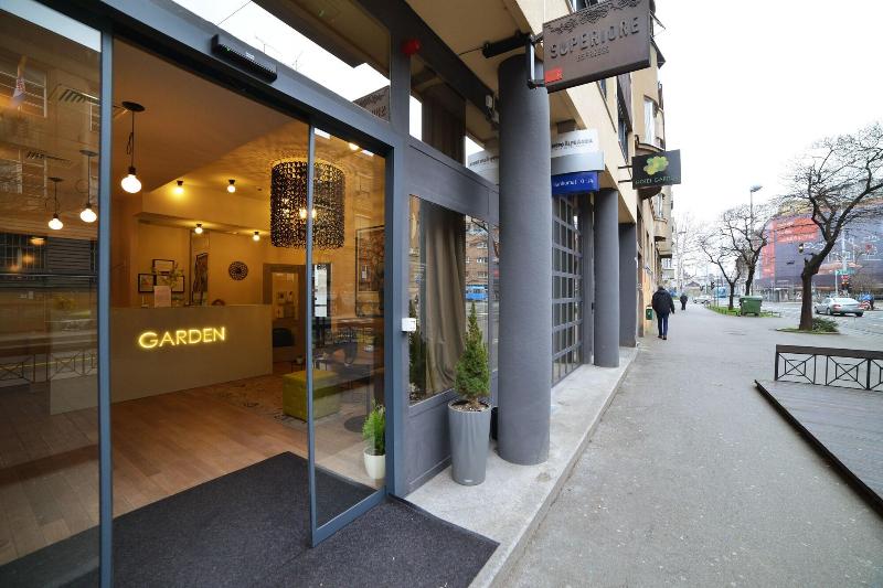 בית מלון כפרי Garden