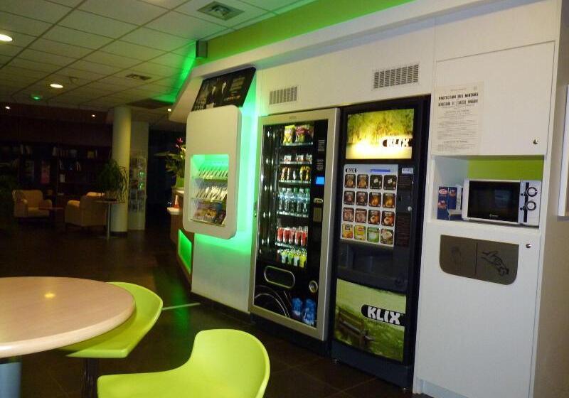 Greet Hotel Evreux Centre   Route De Normandie By Accor