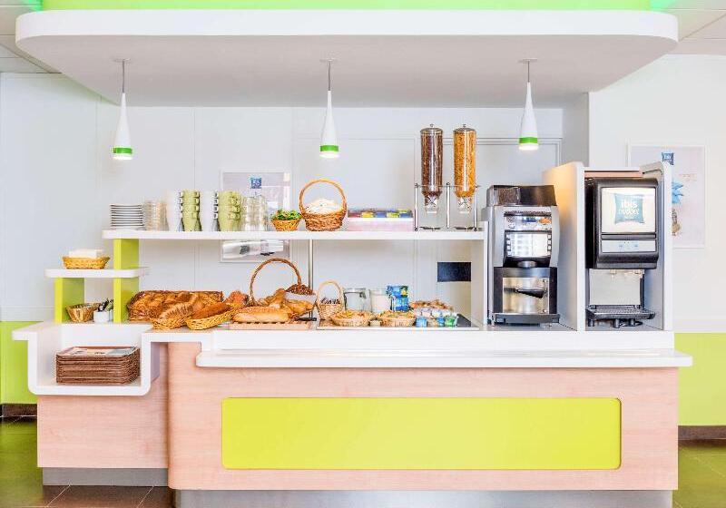 Greet Hotel Evreux Centre   Route De Normandie By Accor