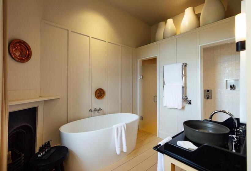 ホテル Grove Of Narberth