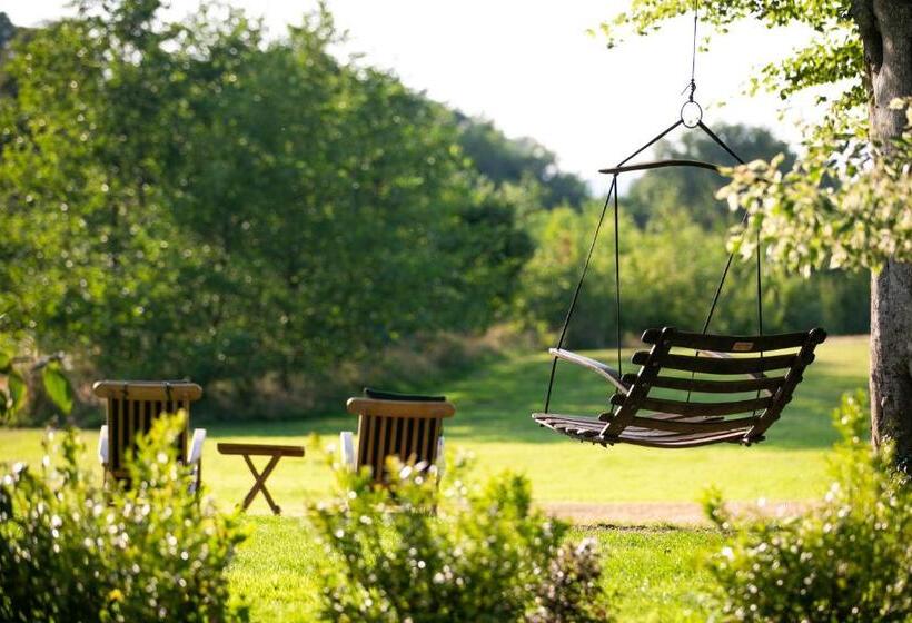 ホテル Grove Of Narberth