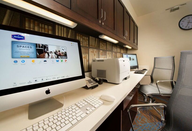 فندق Hampton Inn & Suites Baltimore/woodlawn