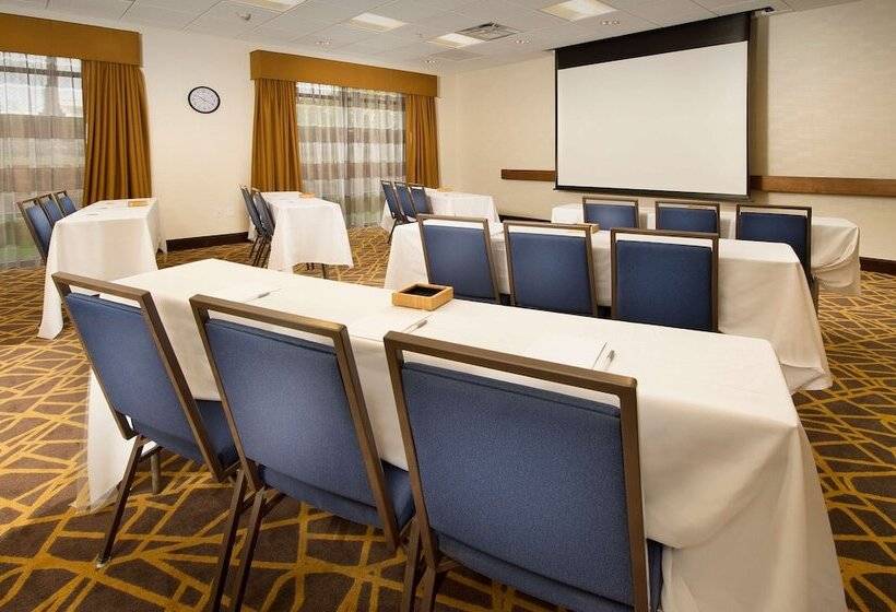 فندق Hampton Inn & Suites Baltimore/woodlawn