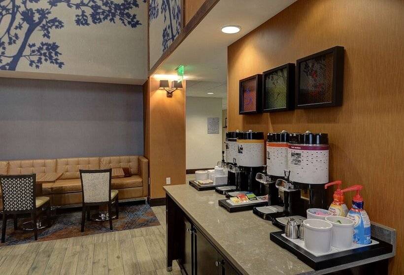 فندق Hampton Inn & Suites Baltimore/woodlawn