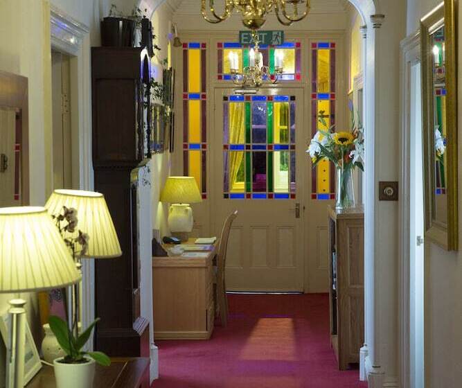 Отель Hazel Bank Country House Borrowdale Valley