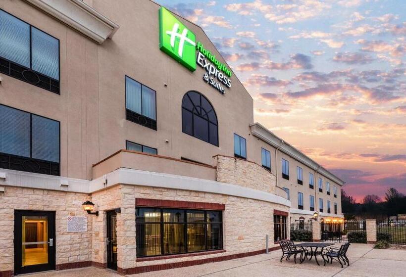 호텔 Holiday Inn Express & Suites Floresville By Ihg