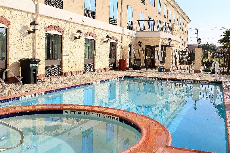 호텔 Holiday Inn Express & Suites Floresville By Ihg