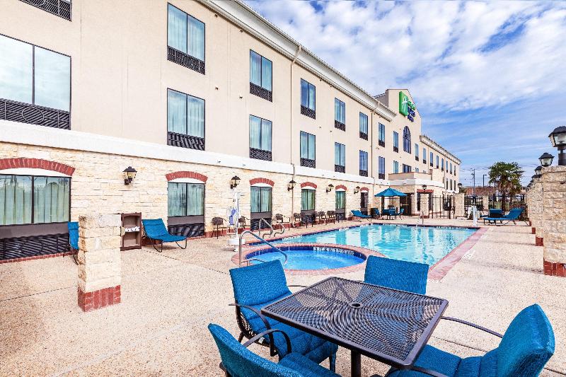 호텔 Holiday Inn Express & Suites Floresville By Ihg