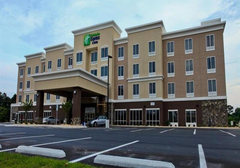 Holiday Inn Express Hotel & Suites Goldsboro   Base Area, An Ihg