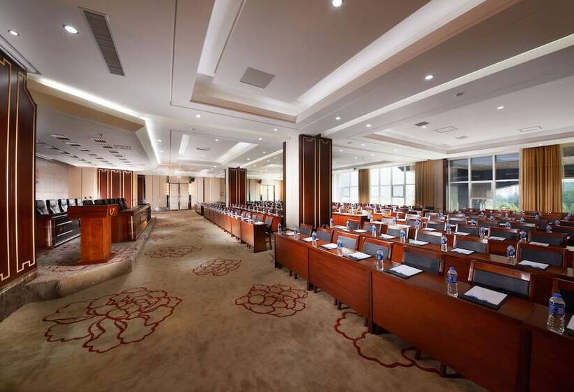 호텔 Holiday Inn Express Luoyang City Center, An Ihg