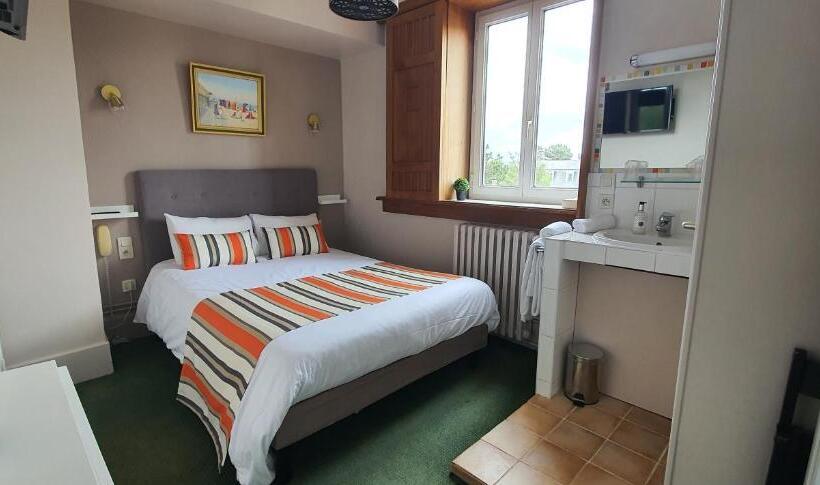 בית מלון כפרי Hôtel De La Côte Fleurie