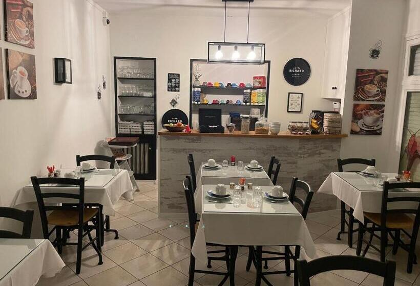 בית מלון כפרי Hôtel De La Côte Fleurie