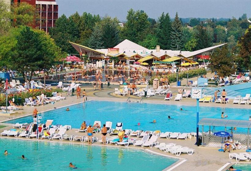 Отель Hungarospa Thermal