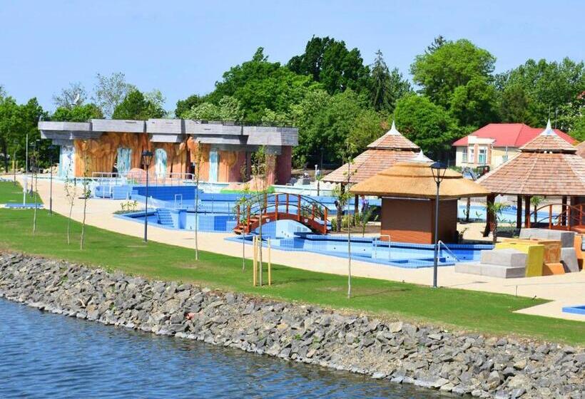 Отель Hungarospa Thermal