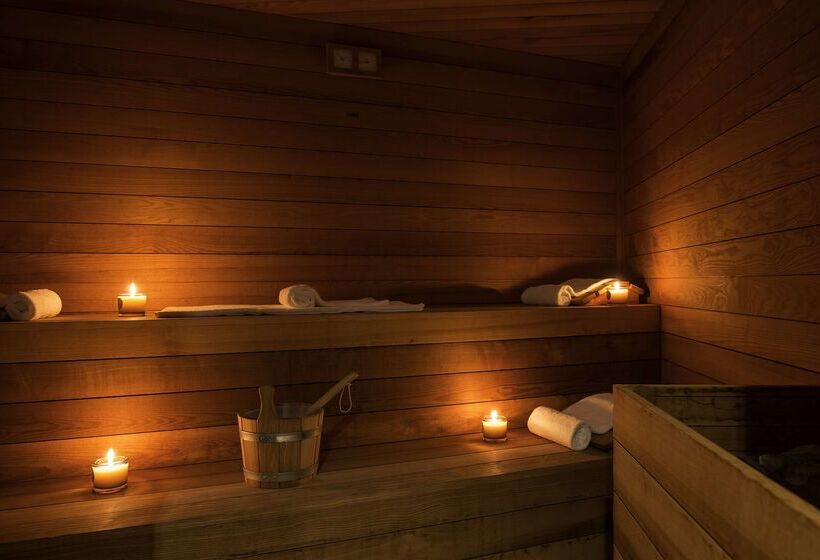 هتل Hyatt Centric Milan Centrale