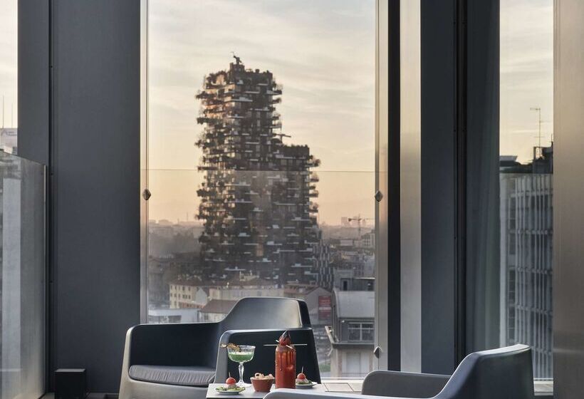 هتل Hyatt Centric Milan Centrale