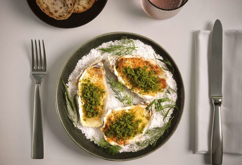 هتل Hyatt Centric Milan Centrale