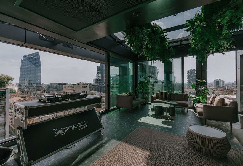 هتل Hyatt Centric Milan Centrale